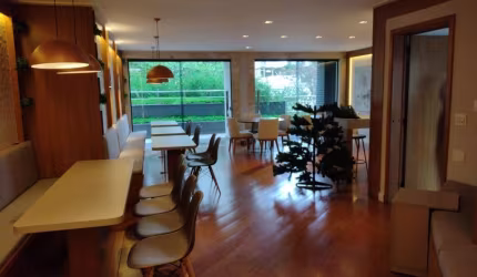 Excelente Apartamento em Brooklin Paulista com 122m², com 2 vagas, deposito e lazer!