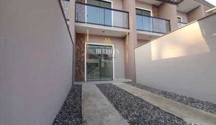 Sobrado Geminado no Espinheiros com 66m² com 02 quartos e 01 vaga