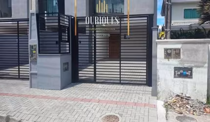 Excelente Sobrado no Floresta com 3 quartos sendo 1 suíte , com 119 m² .