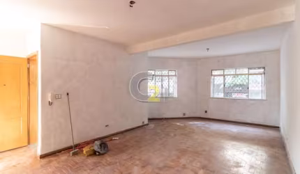 Casa à venda em Perdizes com 3 quartos, sendo 1 suíte e 3 vagas