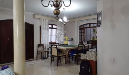 Casa de vila para venda nas Perdizes com 4 quartos