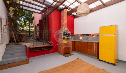 Casa a venda em Perdizes, 4 suítes e 2 vagas