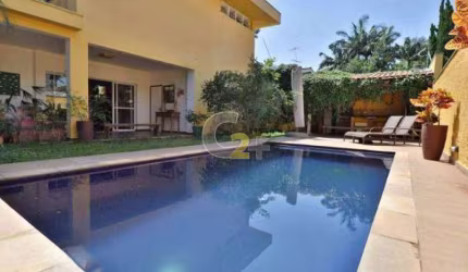 CASA - ALTO DE PINEHIROS - 3 DORMITÓRIOS - 2 SUÍTES - 4 VAGAS - 450M²
