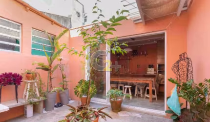 Casa a venda em Perdizes,240m2, 3 quartos. 2 vagas de garagem