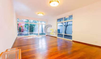 Casa a venda no Alto de Pinheiros com 6 quartos