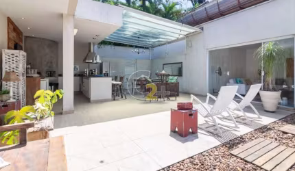 Casa reformada a venda no Brooklin 4 suites 5 vagas 528m2