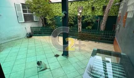 Casa Sobrado à venda em Perdizes com 3 quartos, sendo 2 suítes e 2 vagas
