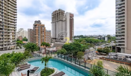 Apartamento Studio à venda em Moema com 1 suíte e 1 vaga