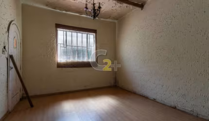 Casa Térrea a venda no Pacaembu com 3 quartos, 1 suite e 4 vagas