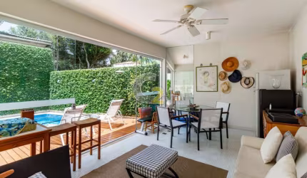 Casa a venda no Alto de Pinheiros, com 3 quartos, todos suítes, 2 vagas de garagem
