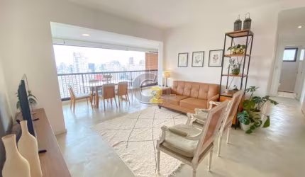Apartamento à venda na Vila Mariana com 3 quartos, sendo 1 suite e 2 vagas