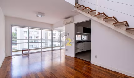 Apartamento Duplex à venda em Pinheiros com 2 suítes e 3 vagas