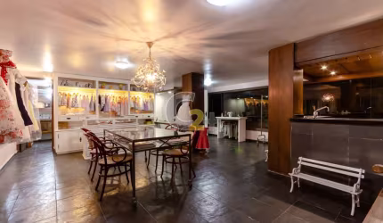 Casa à venda em Perdizes com 5 suítes e 8 vagas