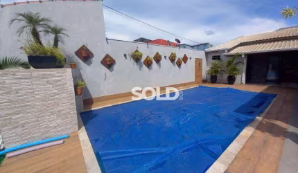 Casa com 3 dormitórios à venda, 120 m² por R$ 750.000,00 - Jardim Martins - Franca/SP