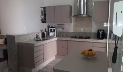 Apartamento com 2 dormitórios à venda por R$ 242.000 -