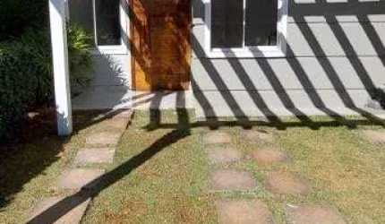 Sobrado com 3 dormitórios à venda, 126 m² por R$ 700.000,00 - Noemia - Franca/SP