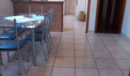 Casa com 3 dormitórios à venda, 220 m² por R$ 350.000,00 - Jardim Portinari - Franca/SP