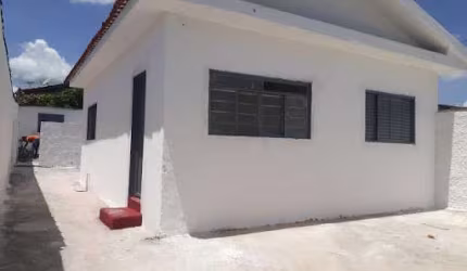 Casa com 3 dormitórios à venda, 250 m² por R$ 200.000,00 - City Petrópolis - Franca/SP