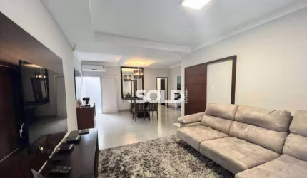 Casa com 4 dormitórios à venda, 200 m² por R$ 890.000,00 - Jardim Francano - Franca/SP