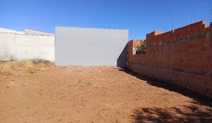 Terreno à venda, 200 m² por R$ 120.000,00 - Adelinha  - Franca/SP