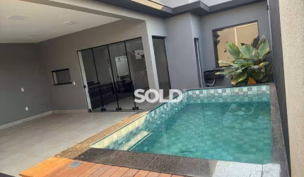 Casa com 3 dormitórios à venda, 140 m² por R$ 850.000,00 - Parque Santa Hilda - Franca/SP