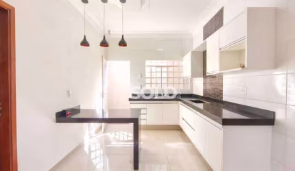 Casa com 3 dormitórios à venda, 178 m² por R$ 699.000,00 - Esplanada Primo Meneghetti - Franca/SP