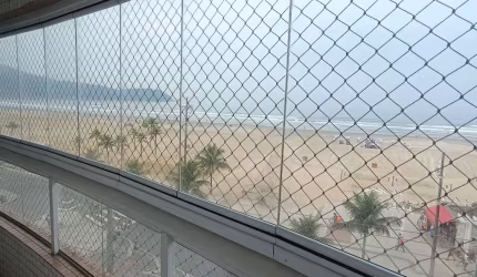 Totalmente frente mar no Boqueirão