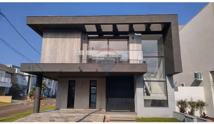 SOBRADO de Luxo 220 m² no Villagio Piacenza, Cachoeirinha RS