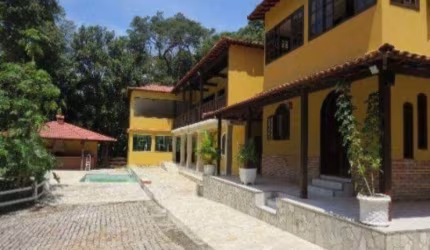 Casa para Venda em Saquarema, Serra De Mato Grosso (sampaio Correia), 5 dormitórios, 5 suítes, 3 banheiros, 6 vagas