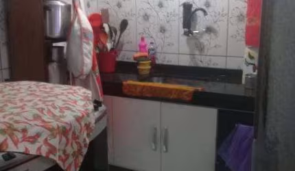 Casa para Venda em Saquarema, Centro, 2 dormitórios, 1 banheiro