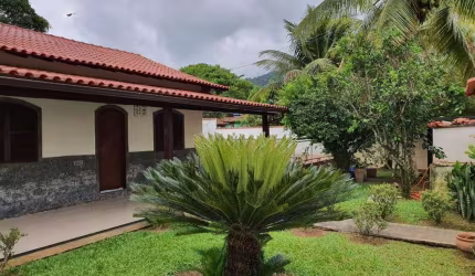 Casa para Venda em Saquarema, Serra De Mato Grosso (sampaio Correia), 5 dormitórios, 2 suítes, 4 banheiros, 3 vagas