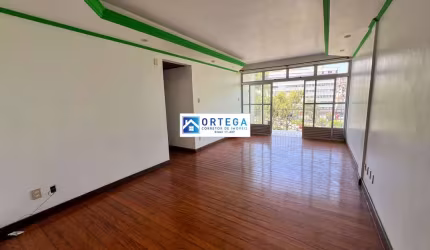 Apartamento com 3/4 à venda, varandão, garagem, Av. Centenário, Salvador-BA