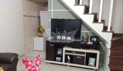 Sobrado com 3 Dormitórios à Venda, 160m² - Bairro Vila Curuçá, Santo André/SP.