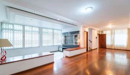 Sobrado com 3 Suítes para Alugar, 335m² - Vila Floresta, Santo André/SP.