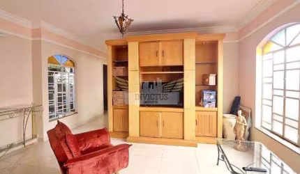Casa Térrea com 5 Quartos para Alugar, 345m² - Campestre, Santo André/SP.