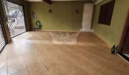 Casa Térrea com 3 Quartos para Comprar, 130m² - Jardim Stella, Santo André/SP.