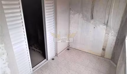 Sobrado com 2 Quartos para Comprar, 95m² - Vila Santa Teresa, Santo André/SP.