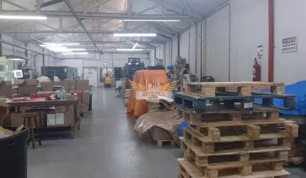 Galpão Comercial para Comprar, 671m² - Bairro Jardim, Santo André/SP.