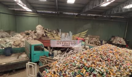 Galpão Industrial para Comprar, 730m² - Capuava, Mauá/SP.