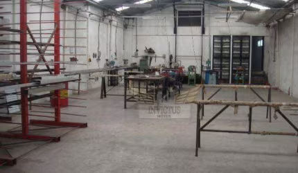 Galpão Comercial para Comprar, 980m² - Jardim Andrea Demarchi, São Bernardo do Campo/SP.