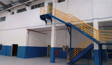 Galpão Industrial para Comprar, 2.000m² - Campestre, Santo André/SP.