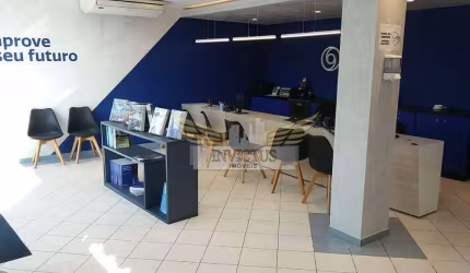 Salão Comercial para Comprar, 721m² - Vila Bastos, Santo André/SP