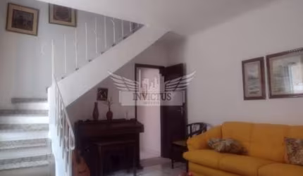 Sobrado com 2 Quartos para Comprar, 167m² - Jardim Ocara, Santo André/SP.