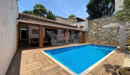 Sobrado Alto Padrão com 3 Suítes para Comprar, 495m² - Campestre, Santo André/SP.