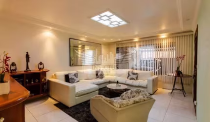 Sobrado com 4 Quartos para Comprar, 210m² - Vila Francisco Matarazzo, Santo André/SP.