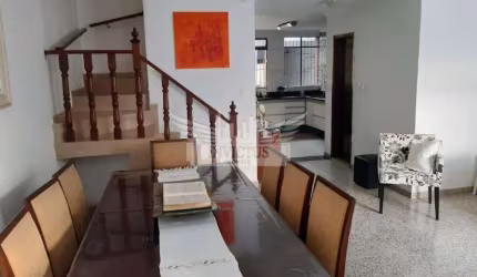 Sobrado com 3 Dormitórios à Venda, 220,85m² - Jardim Jamaica, Santo André/SP.