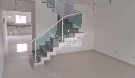 Sobrado NOVO com 3 Suítes à Venda, 214m² - Vila Alzira, Santo André/SP.