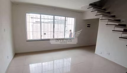 Sobrado com 2 Quartos para Comprar, 125m² - Vila Alzira em Santo André/SP.
