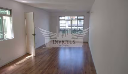 Sobrado com 3 Quartos para Comprar, 170m² - Parque Jaçatuba em Santo André/SP.