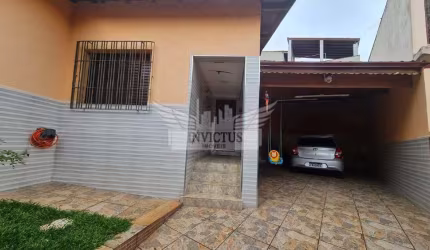Casa Térrea com 3 Quartos para Comprar, 160m² - Olímpico, São Caetano do Sul/SP.